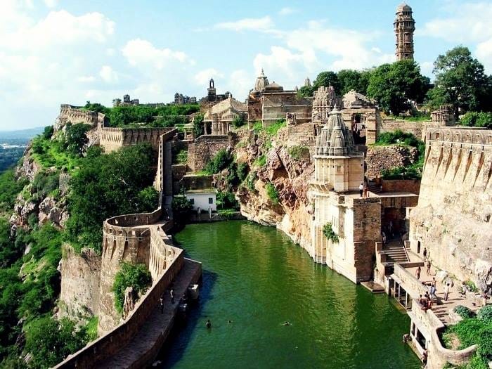 karni sena again warn the archaeological department in chittor