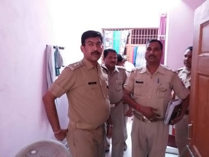 property dealer murdered his wife in lucknow