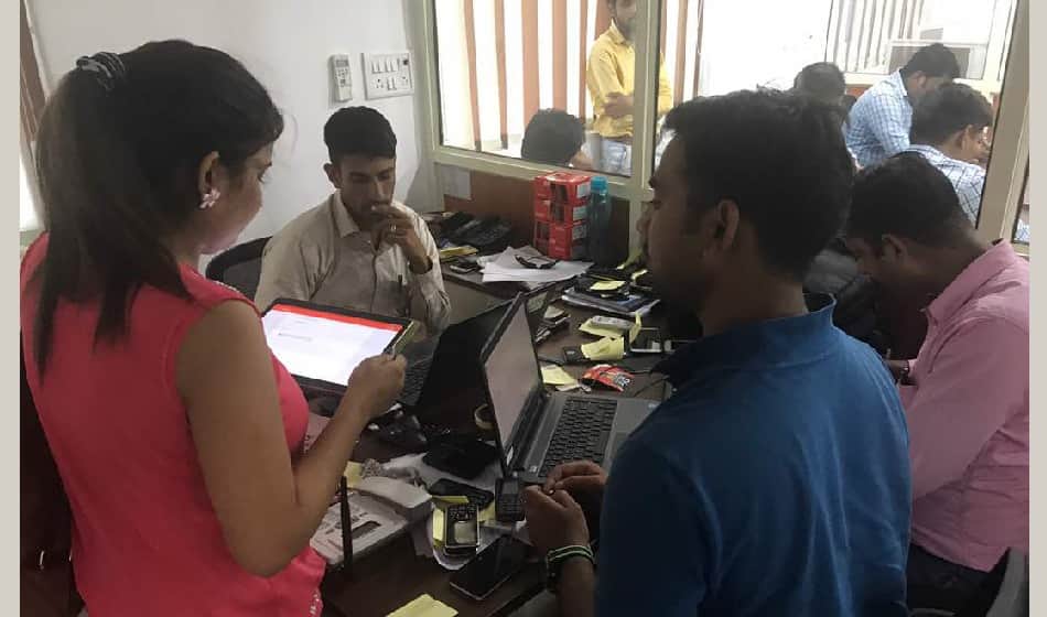 fake call center busted out in noida, five directors arrested 