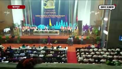 IIT-ians attend convocation in kurta pyjamas