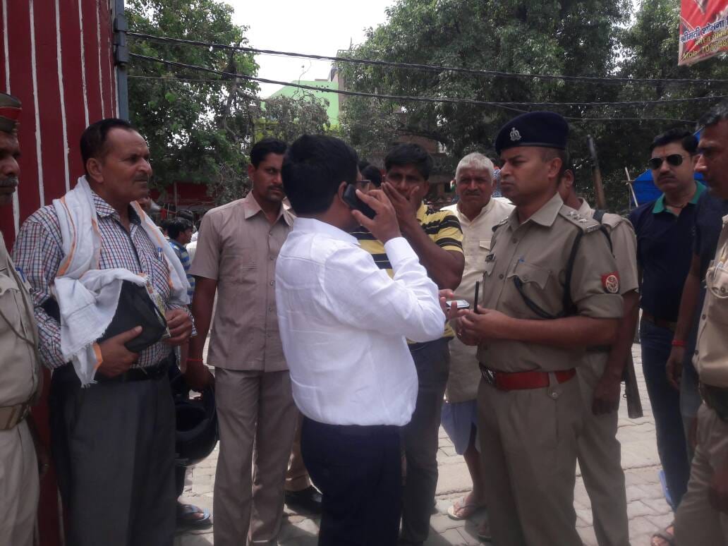 local MLA of kasganj called police to leave accuse of eve teasing