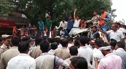 in kasganj eve teasers take on hundreds of pilgrims after local support 