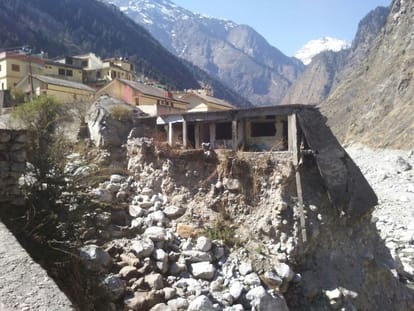 kedarnath disaster Slow relief