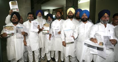 Punjab assembly session, akali dal protest against navjot sidhu