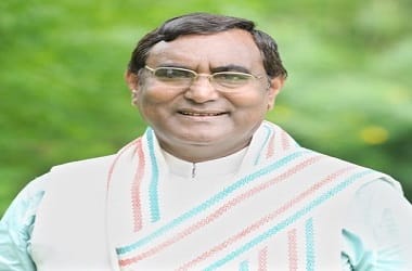 Guard fire his job due to saying 'Kaka' to assembly speaker