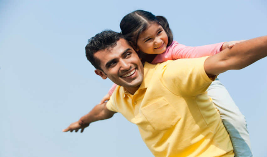 Father’s Day 2018: Send these latest loving facebook and whatsapp messages to your daddy 