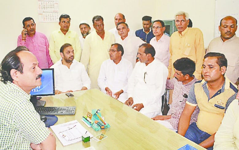 Sugarcane Minister in the District, Still No Sugarcane Payment