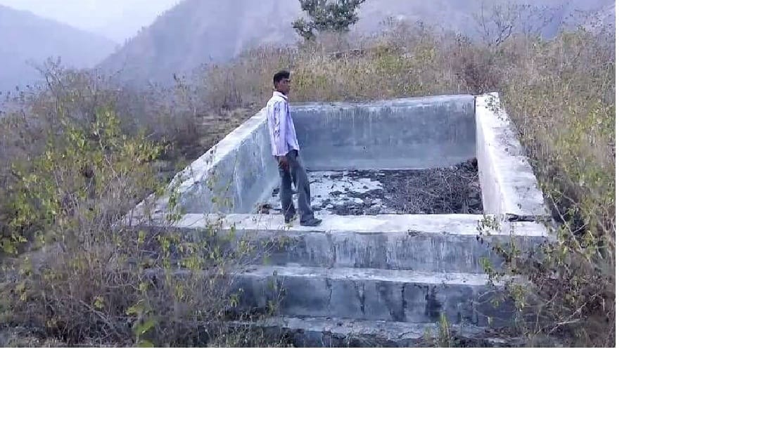 Make showpiece made on waste land