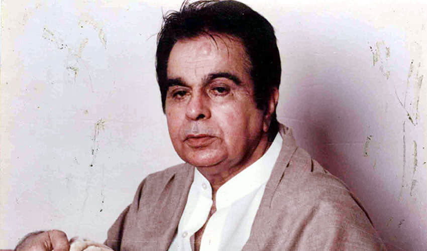 Veteran actor Dilip Kumar says he’s ‘Praying for Everybody’ amid rising COVID 19