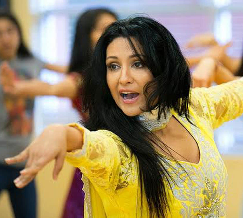 salman khan heroine chandani in sanam bewafa know where she is now