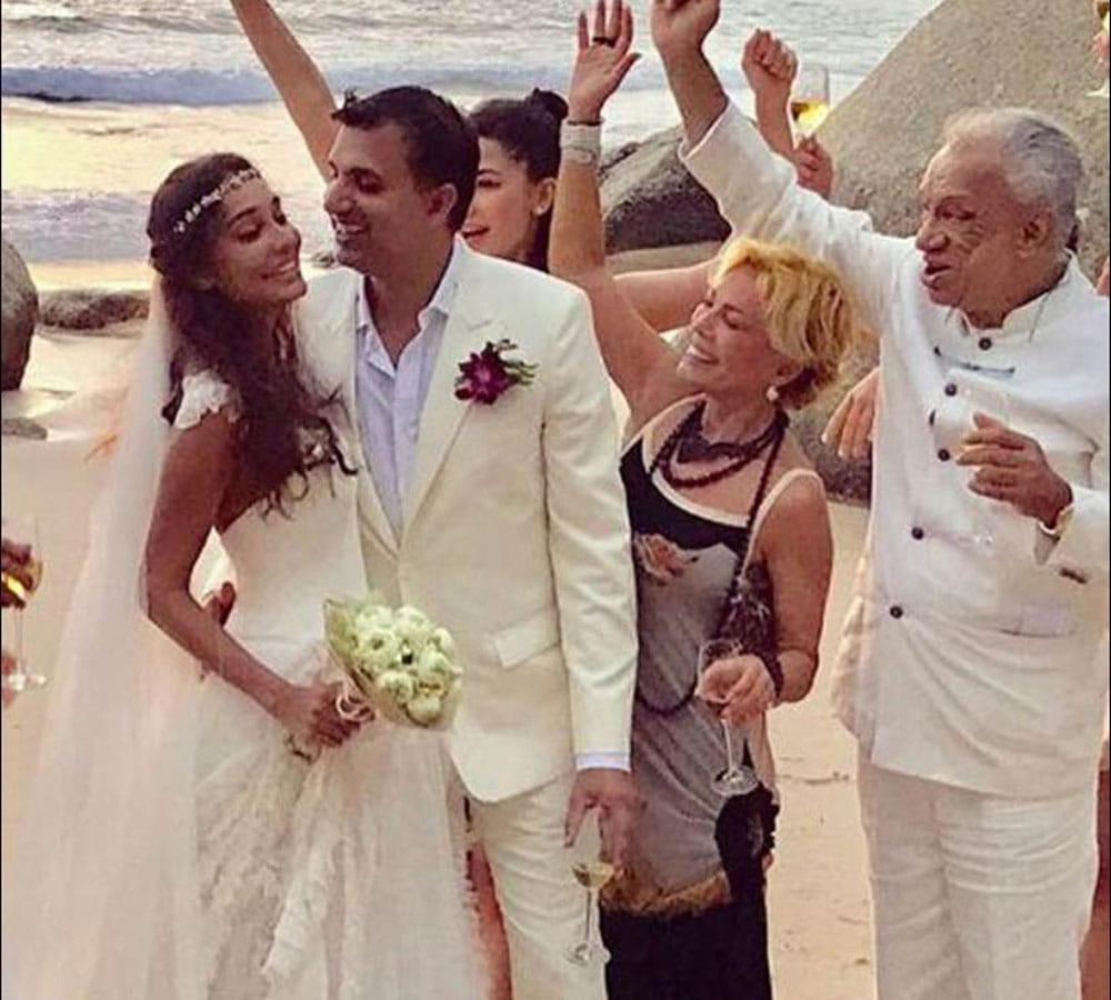 lisa haydon birthday special story varun dhawan was mad in her love