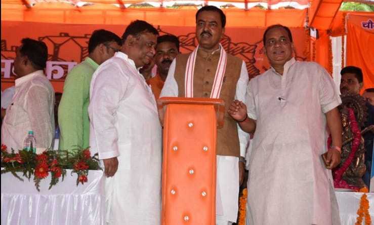 deputy chief minister of up keshav prasad maurya reached etah