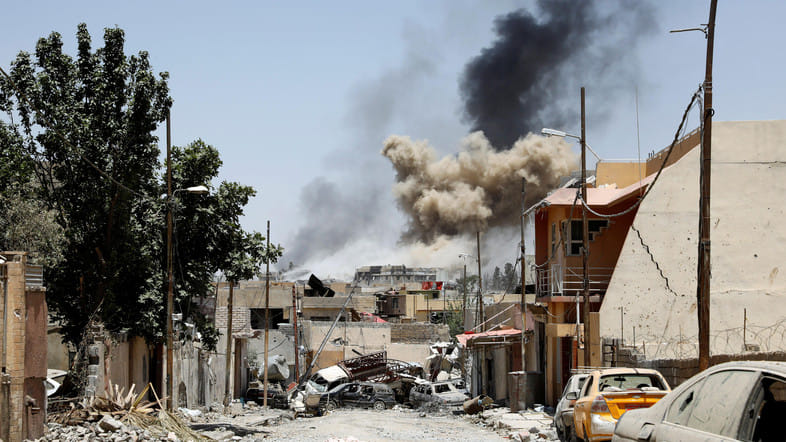 Over 100000 civilians trapped behind Islamic State lines in Mosul