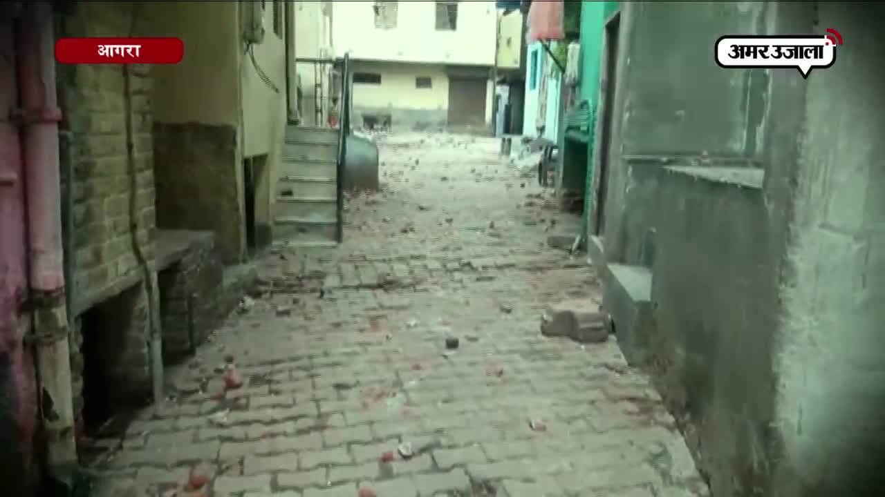 शौचालय निर्माण को लेकर भिड़े दो पक्ष