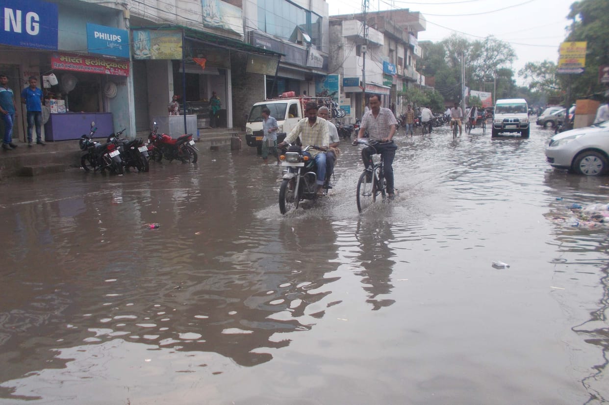 Problems increased by waterlogging in alleys