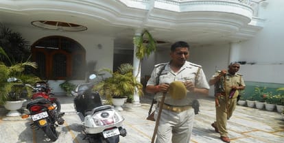 IT raid: Ajay Kumar recovered important documents with cash, jewelery from Kothi