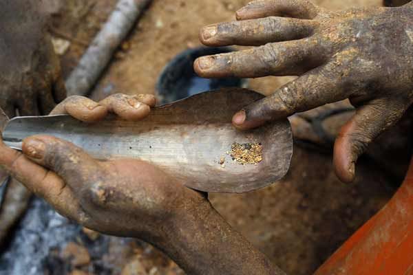 Gold found in river in rany day, Bihar district