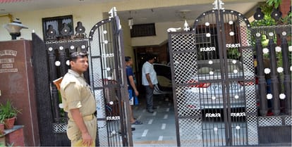 In the income tax Department, Dhankuber of Irrigation scam, read the full news in one click