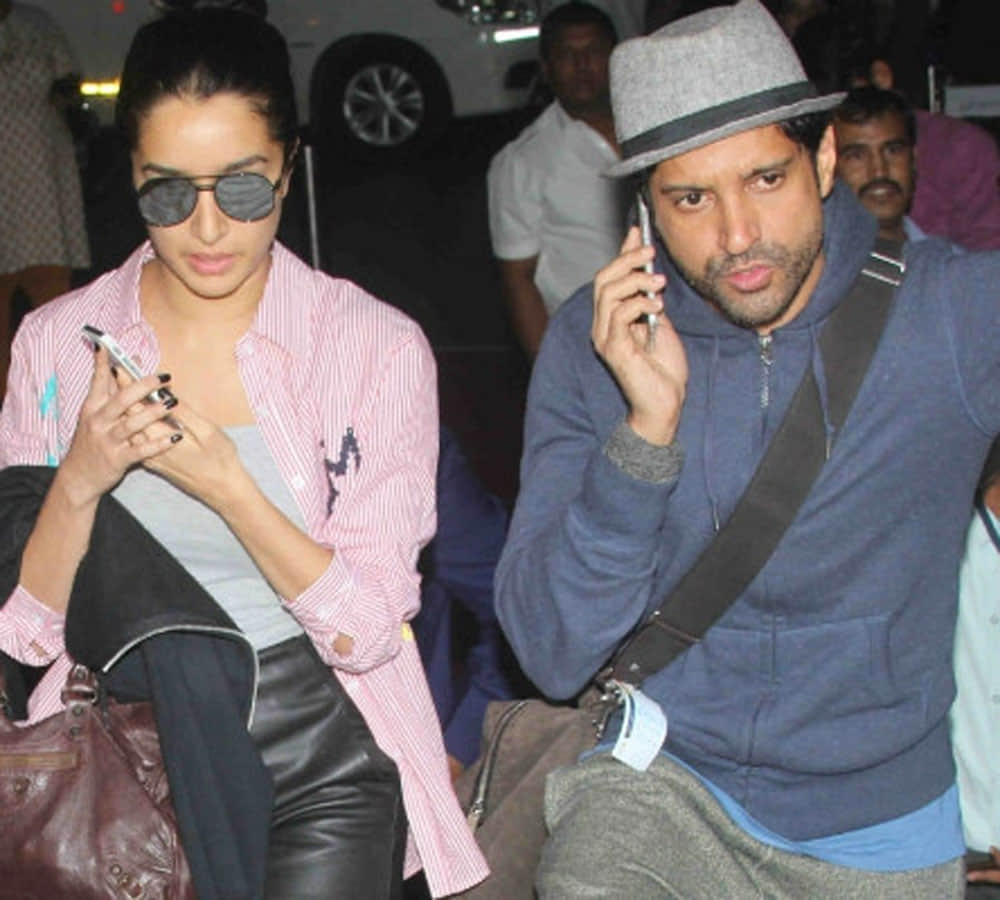 Farhan Akhtar Praises Haseena Parkar Teaser Shraddha Kapoor Replies With Love Emoji