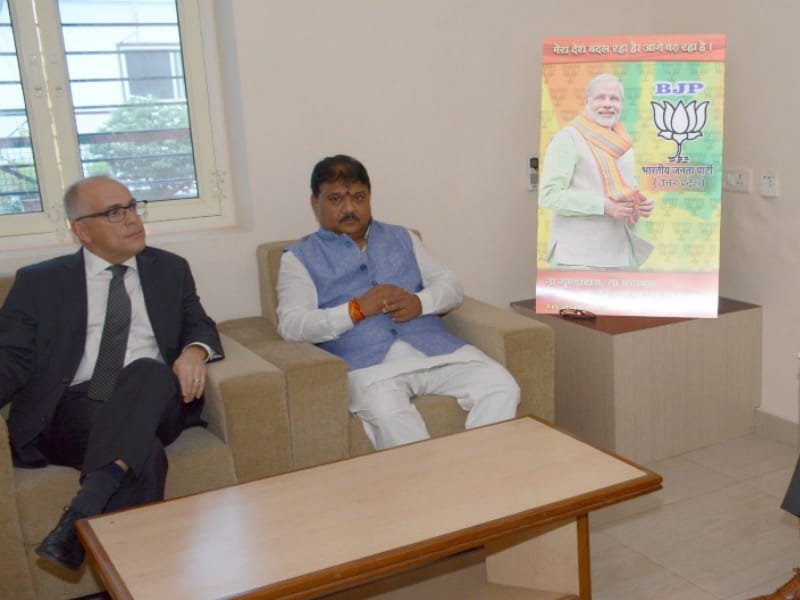  officers of american embassy visits BJP office.