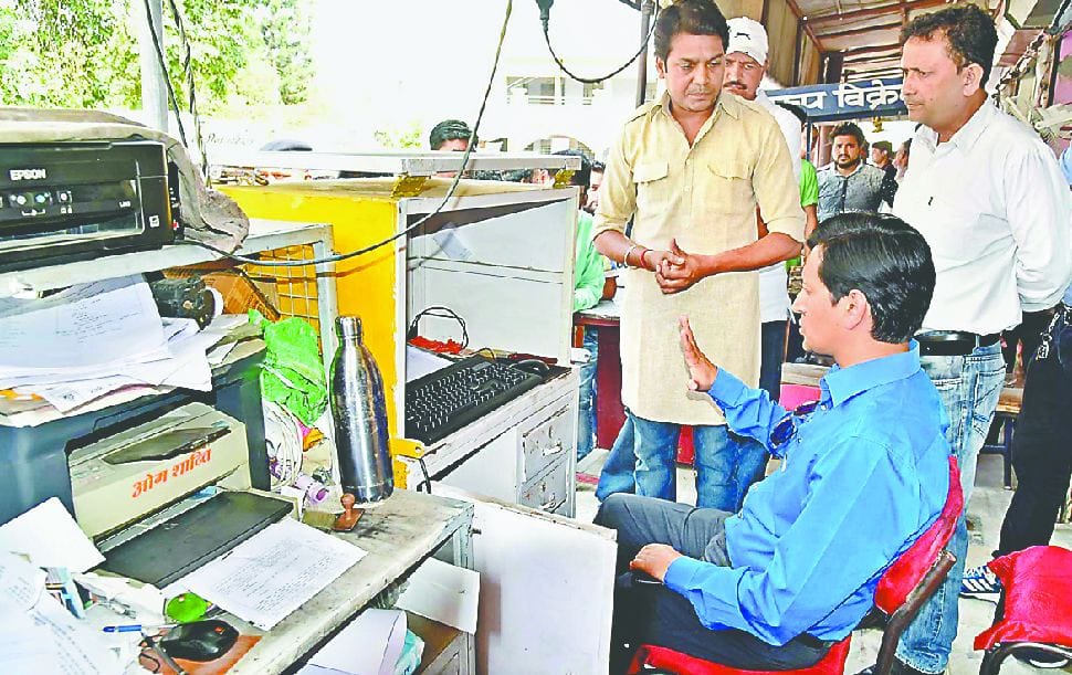 District magistert deepak rawat raid in haridwar tehsil