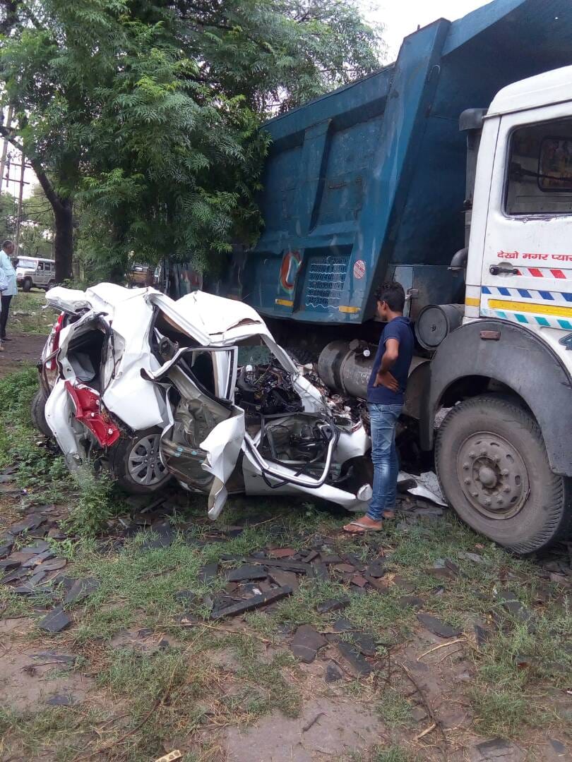 4 died after a overloaded truck collided with the car in neemrana alwar