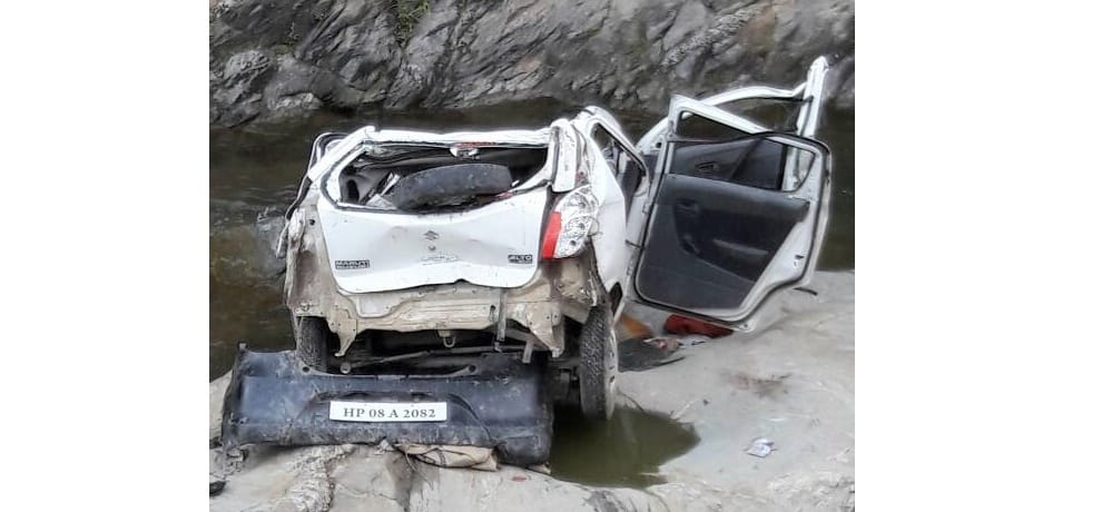 Car falls into gorge in Nerwa Shimla Three killed