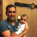 dhoni with Sarfraz Ahmed baby