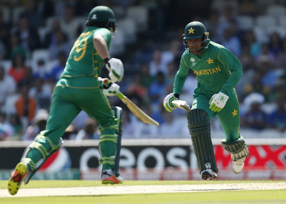 Pakistan cricketer azhar ali hinted to reverse his decision of retirement from ODI