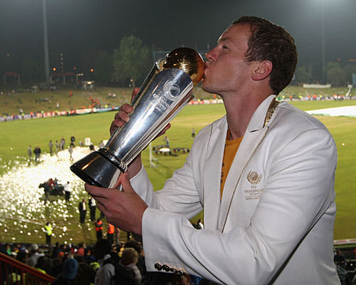 Champions Trophy Final Record Team Chasing Wins Mostly