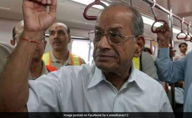 people welcomed applause of e sreedharan in front of pm modi