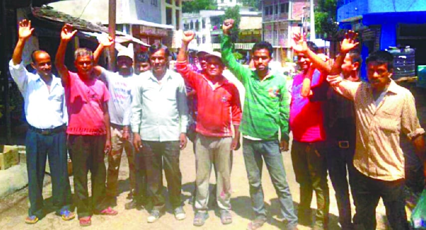 Showcasing farmers' debt waiver