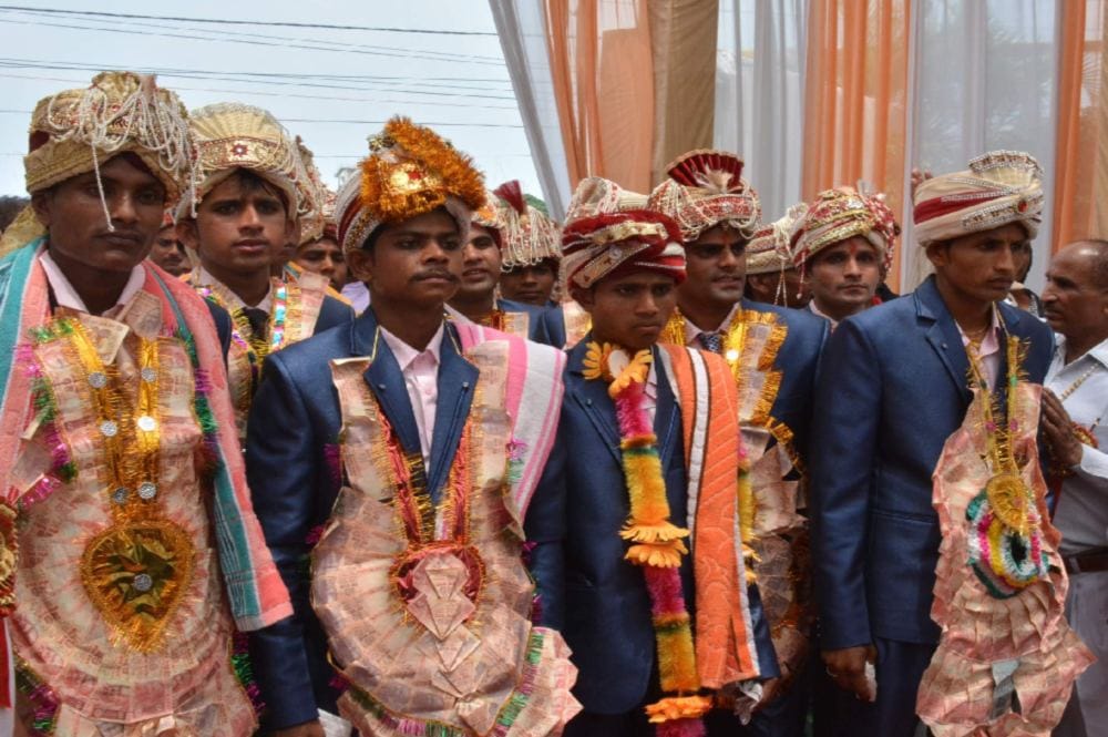 Poor boys and girls group marriage in dehradun 