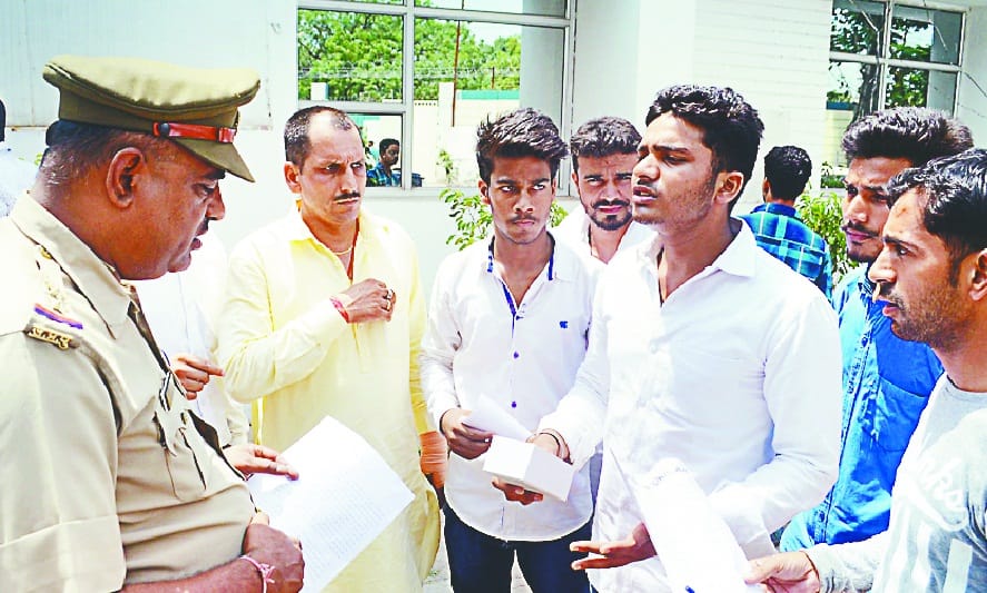 theft moblie found in ssp office 