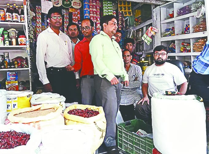 Food Security team raid on Bajoria Road