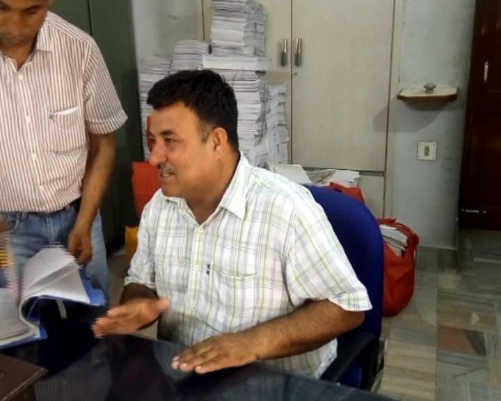 thekedar arrested by acb team