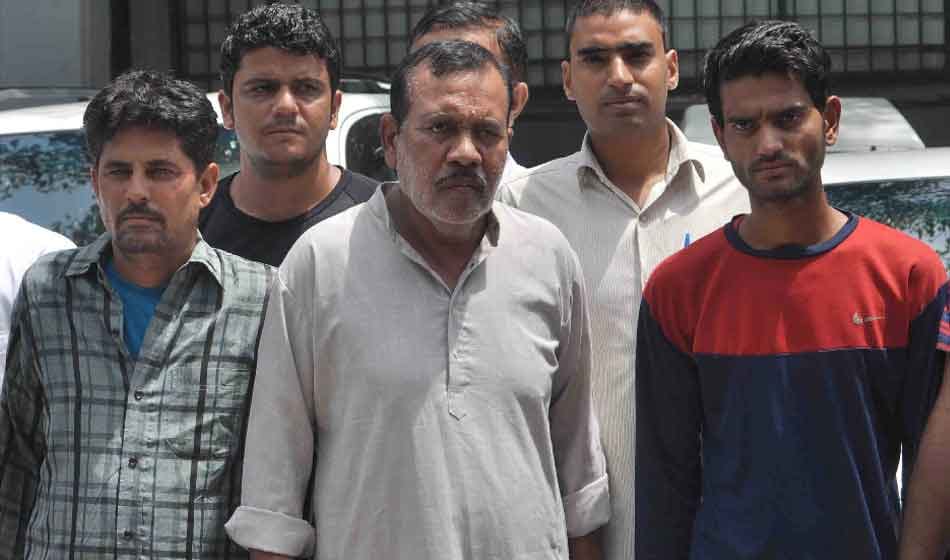 three arrested in running illegal arms making factory in loni ghziabad