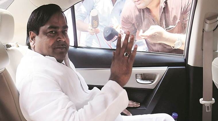Allahabad high court's probe reveals 10 crore dead happened for gayatri prajapati bail