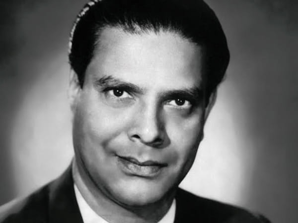 Shakeel Manzil is only remain in damaged building