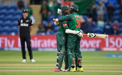 dinesh chandimal suspended for two t20i matches beacause of slow over rate