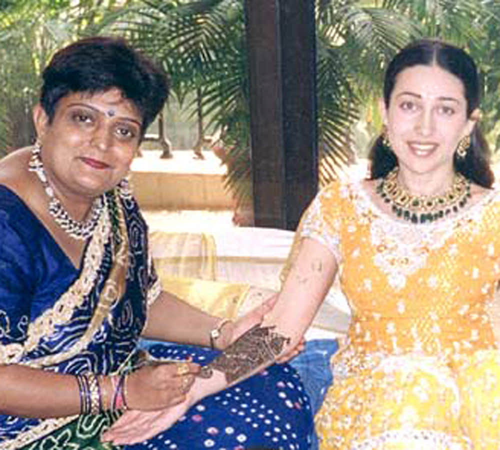 veena nagda is bollywood mehandi queen, rekha madhuri dixit dimple kapadia is her clients