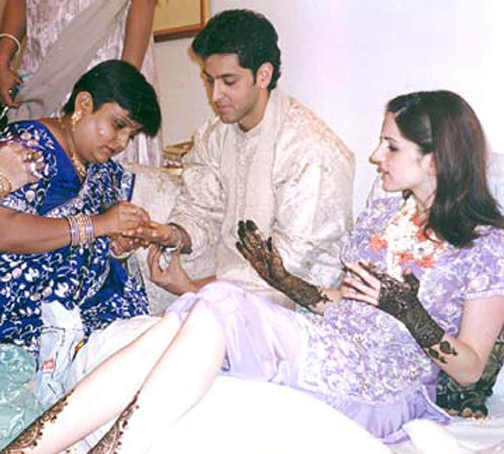 veena nagda is bollywood mehandi queen, rekha madhuri dixit dimple kapadia is her clients