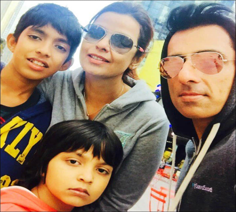 know about Sonu Sood Wife Sonali Sood of his Birthday