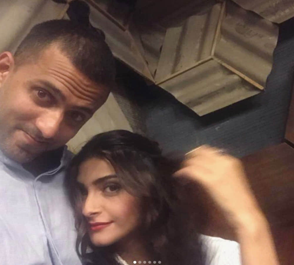 Anand Ahuja Posts Pictures With Girlfriend Sonam Kapoor On Instagram