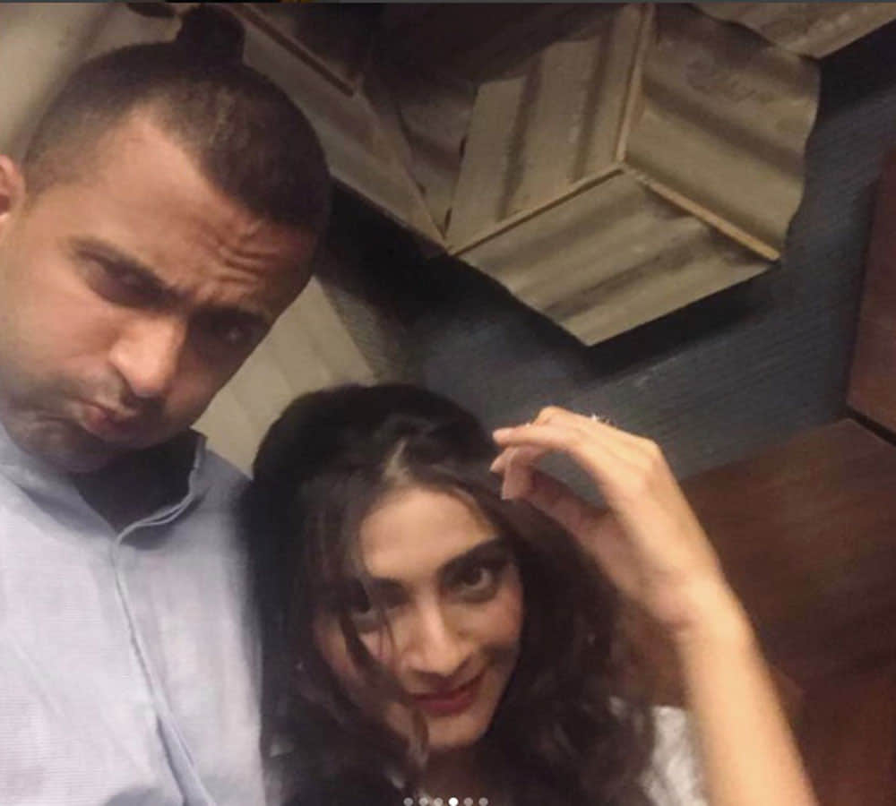 Anand Ahuja Posts Pictures With Girlfriend Sonam Kapoor On Instagram