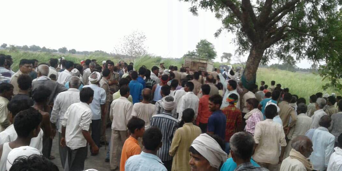 four people died under the tractor trolley at kanpur 
