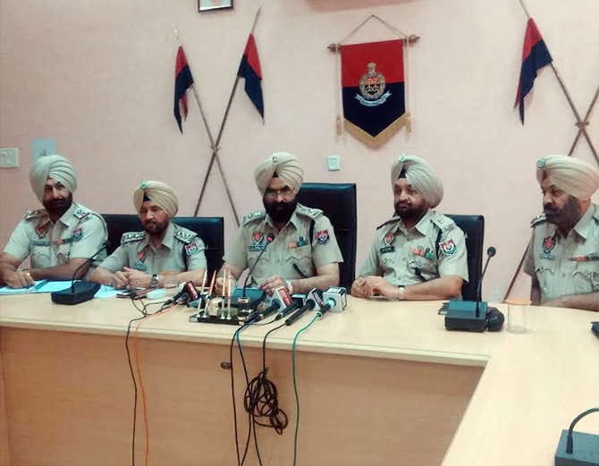 hoshiarpur brothers killed father