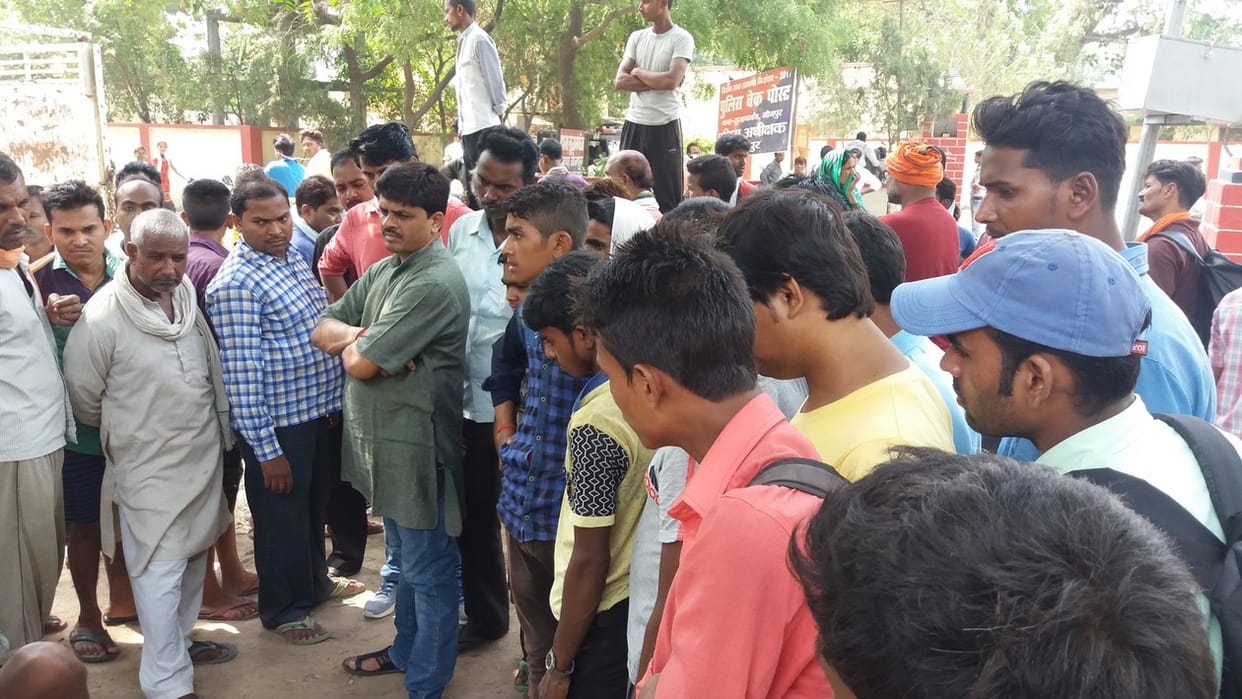 two dead body found from jaunpur sai river