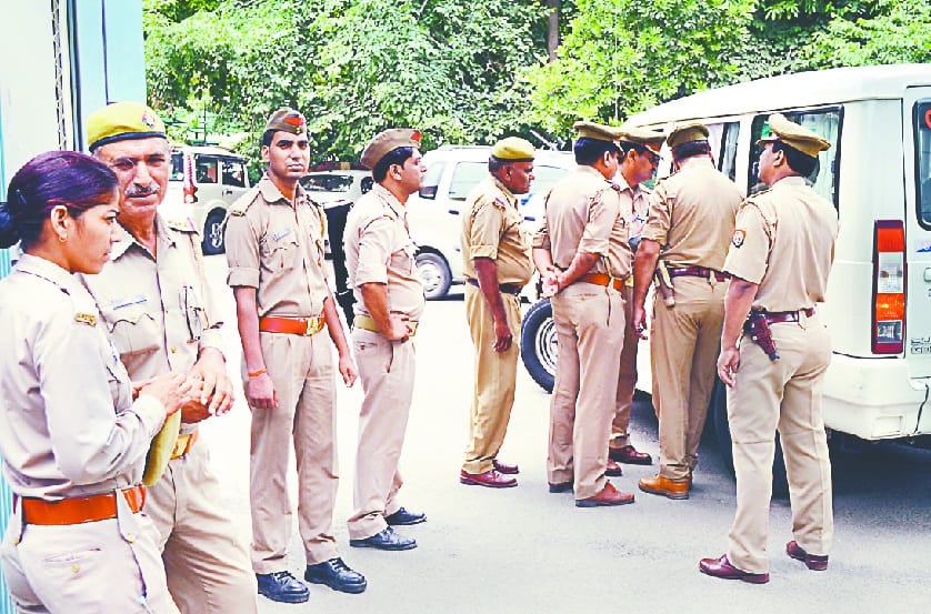 mda 11 employees suspend