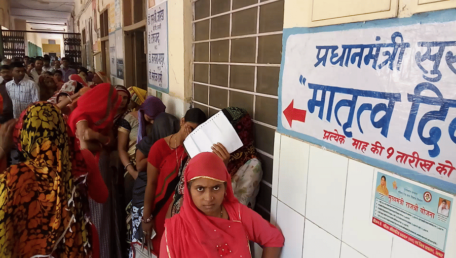 only one female doctors available for delivery of a pregnant lady in alwar